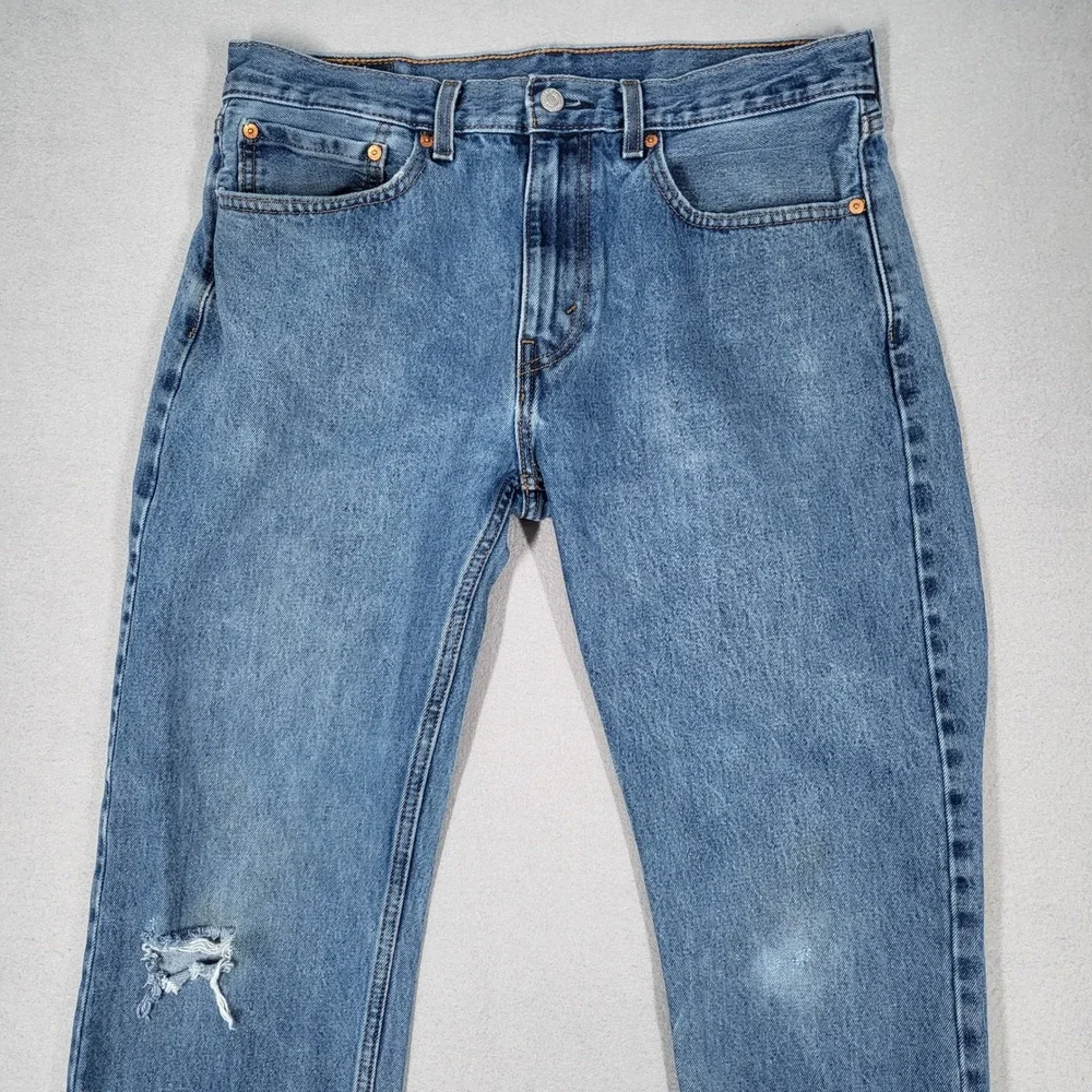 Levi's 505 Jeans Men's 34x32 Light Wash Blue Regular Fit Straight Leg Distressed